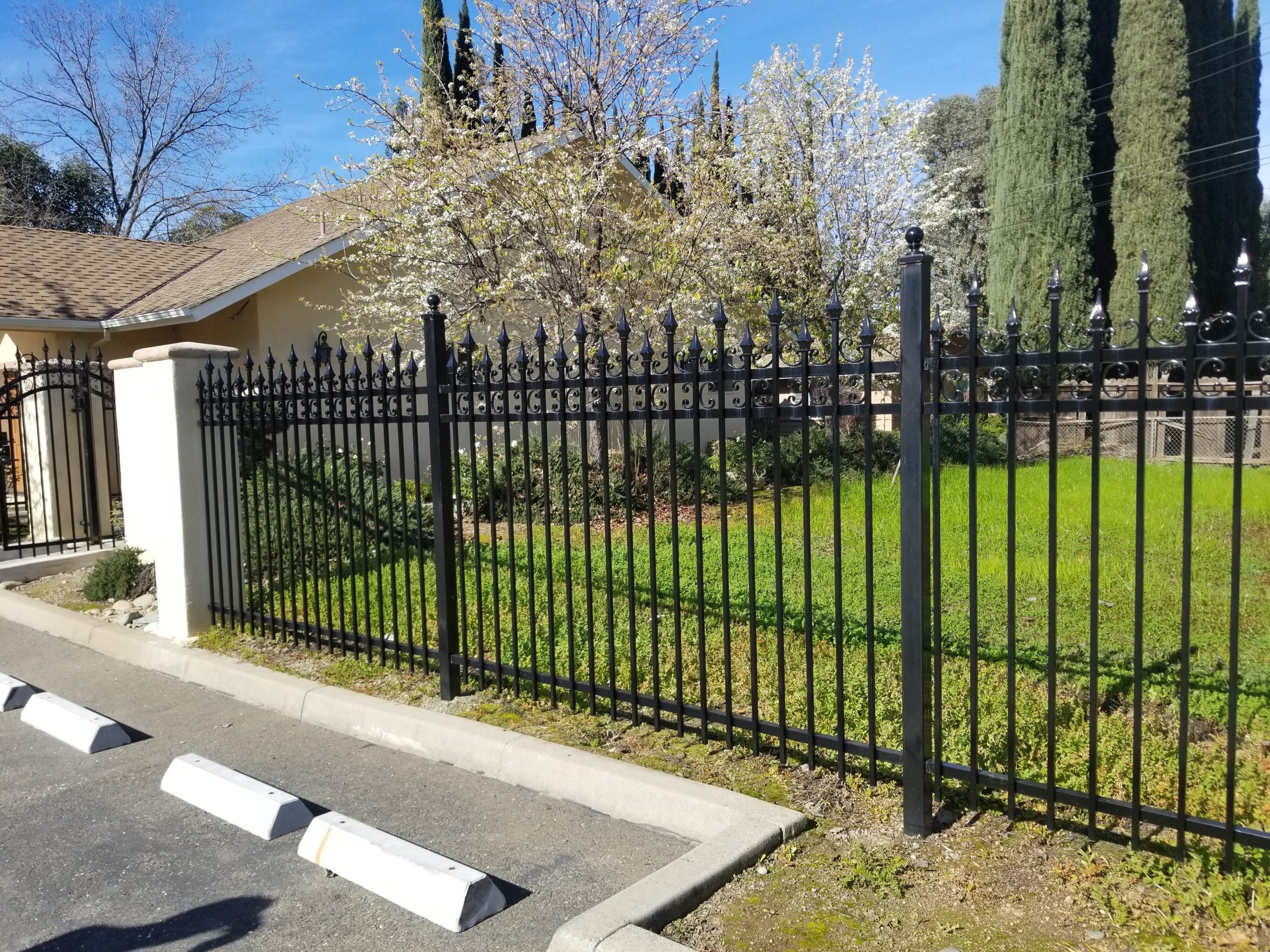 metal fence ideas